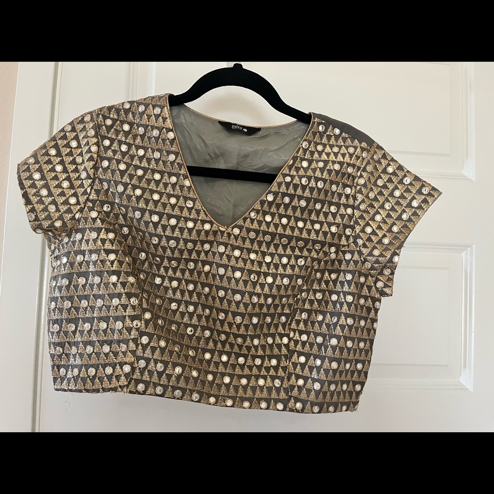 Crop top